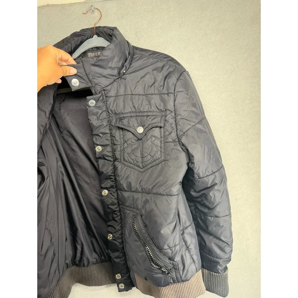 True Religion Y2K Mens Black Quilted Puffer Bomber Jacket Size Large w tear flaw